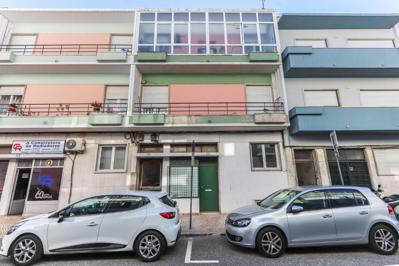 Vita Portucale ! Olaias Design With Terrace Lisbon Luaran gambar